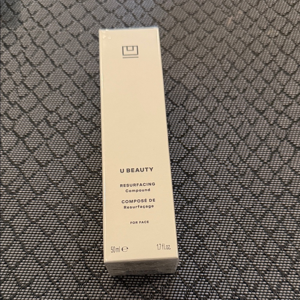 U BEAUTY Resurfacing Compound
